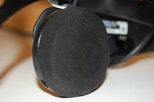 Sony HMZ-T1