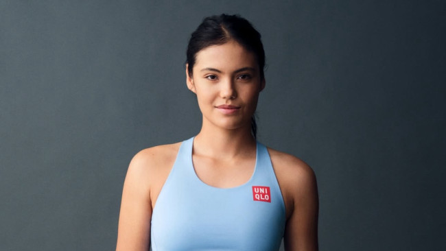 Emma Raducano blir den første kvinnelige tennisspilleren som signerer for Uniqlo, etter å ha forlatt Nike