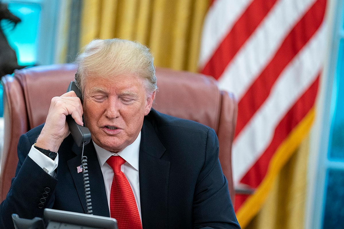 Trump snakker med Zelenskij umiddelbart etter samtalen med Putin