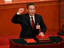 media/01/chinabetsbig_4490133t.jpg