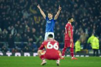 media/01/liverpoolgamehand_4470143t.jpg