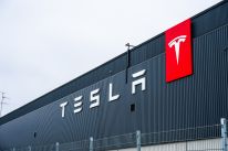 media/07/teslatakeshit_4460783t.jpg