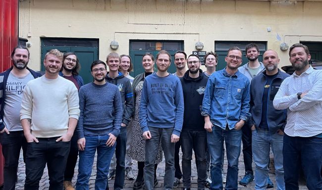 Flashbulb Games: Fordeler og ulemper ved uavhengighet