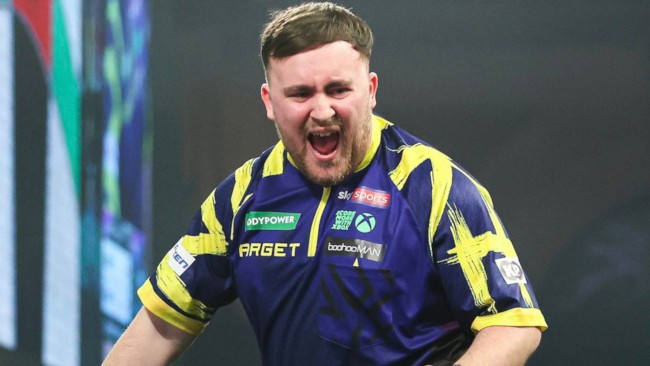 Luke Littler reagerer på buing under PDC World Darts Championship: "Du betaler for premien min"