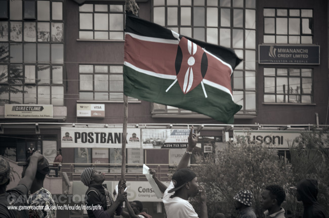 En kenyansk demonstrant er blitt skutt og drept i hodet utenfor et karanteneanlegg