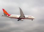 Air India-fly med 242 passasjerer styrter etter avgang fra Ahmedabad