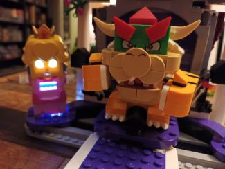 Dai un'occhiata più da vicino a LEGO Peach