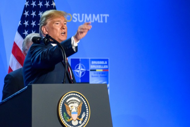 Trump krever "full tilgang" til Grønland, mens NATO oppfordrer til sterkere tilstedeværelse i Arktis