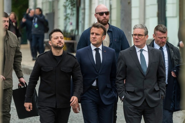 Europeiske ledere møter Zelensky i Berlin