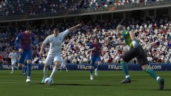media/15/fifapsvita_261543t.jpg