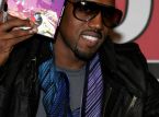 Modellen som hevder at rapperen Kanye West overfalt henne, sa at hun f&oslash;lte seg &laquo;kvelt, usikker og redd&raquo;