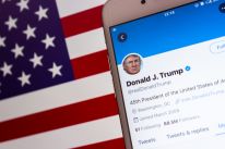 media/17/2_300iphonetrumpu2019s_4521753t.jpg