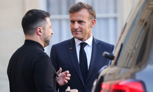 Zelenskij besøker Frankrike for å inngå avtaler om luftforsvar og kampfly