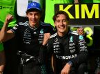 Mercedes bekrefter at F1-f&oslash;rerne George Russell og Kimi Antonelli blir v&aelig;rende i 2026