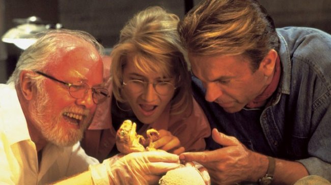 Laura Dern, Sam Neil og Jeff Goldblum vender tilbake til den første Jurassic Park i Super Bowl-reklame
