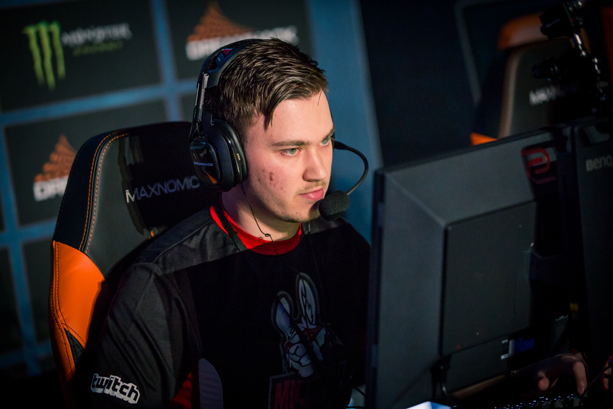 Misfits fjerner devoduvek og AmaNEk fra CS:GO-laget sitt - Counter ...