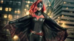 media/24/oficjalnyteaserbatwoman_2832463t.jpg