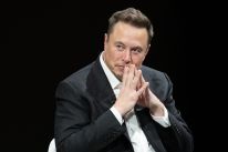 media/27/elonmuskwarns_4662743t.jpg