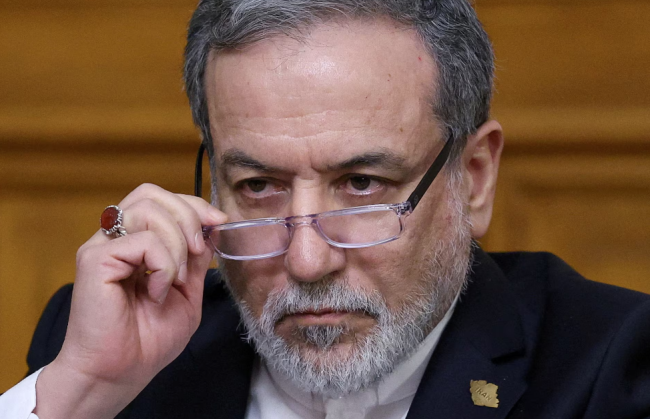 Irans Abbas Araqchi ønsker å lede atomforhandlingene gjennom "kontinuerlige og vedvarende forhandlinger"