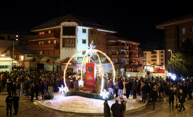 Sveits erklærer fem dagers landesorg etter dødsbrann på feriested