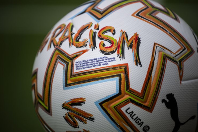 I helgens LaLiga-kamper vil det bli brukt en spesiell ball mot rasisme