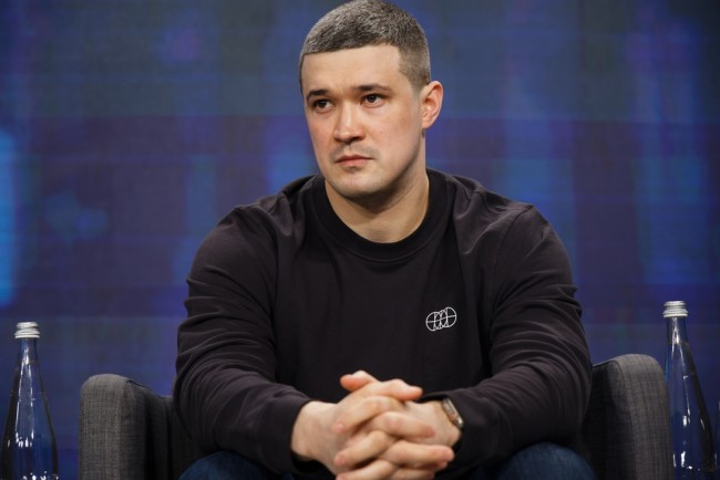 Ukrainas nye forsvarsminister lover reformer og innovasjon: "Flere roboter betyr færre tap"