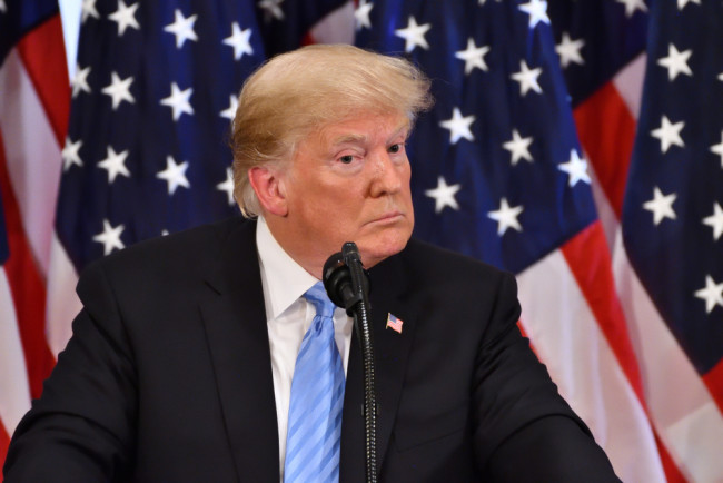 Trump sier at administrasjonen "gjennomgår alt" etter drapet på Alex Pretti i Minneapolis
