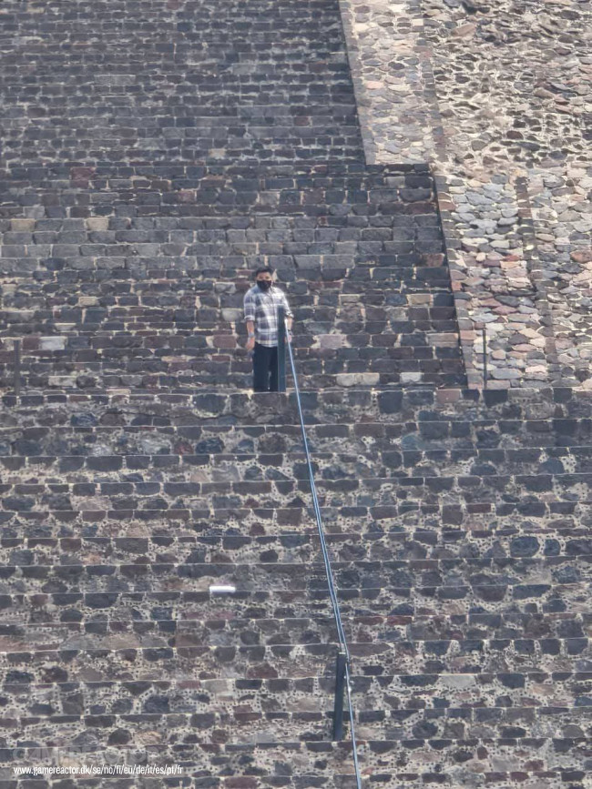 Siste nytt: En mann har åpnet ild mot en gruppe turister i Teotihuacán i Mexico, og to personer er drept.