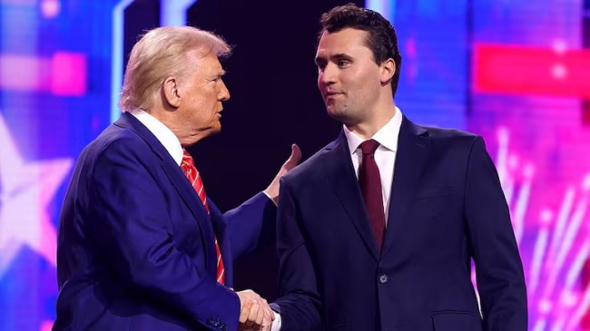 Trump sørger over tapet av Charlie Kirk