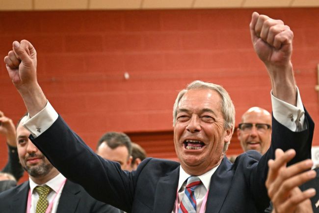 De store politiske partiene nekter å stille med en kandidat mot Nigel Farage i suppleringsvalget i Clacton
