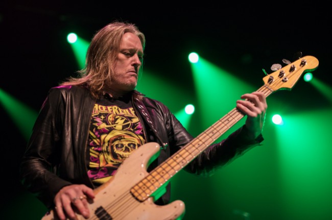 Ace Frehley, gitarist i Kiss, går bort 74 år gammel