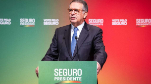 Portugal stenger ytre høyre ute, og Seguro vinner presidentskapet i en jordskredseier