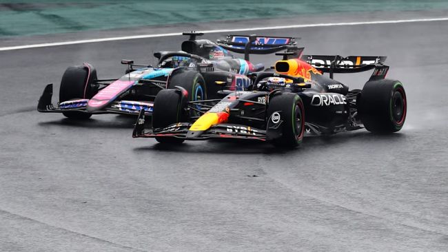 Max Verstappen innrømmer at Red Bull "ikke er de raskeste ennå" og ønsker å ta sesongen steg for steg