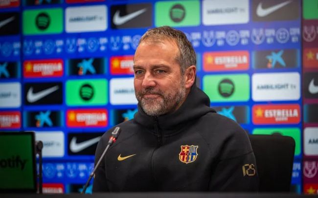 Hansi Flick bekrefter at han vil gi seg i Barcelona, men sier ikke når