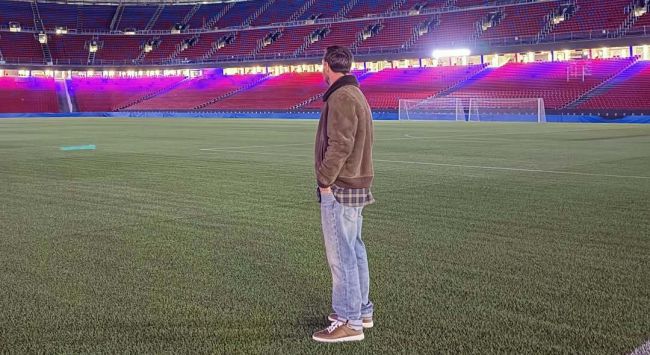 Leo Messi vender tilbake til Camp Nou og sender en kryptisk melding: 