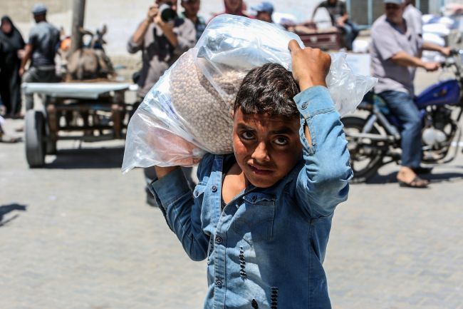 Gaza står overfor en voksende krise etter at Israel stanser nødhjelpsleveransene