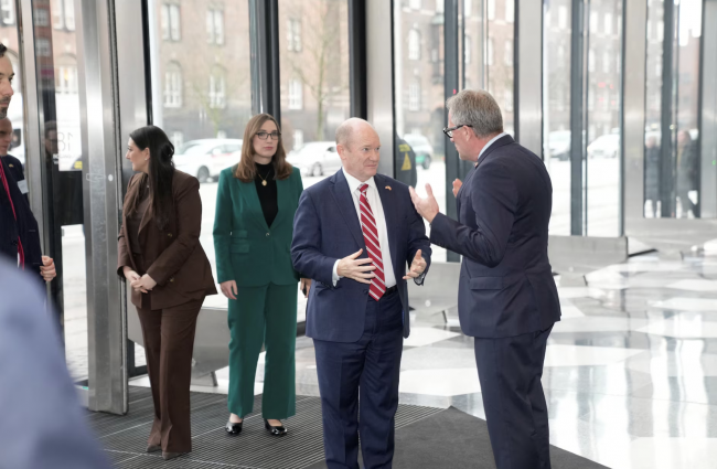 Tverrpolitisk amerikansk delegasjon besøker Danmark etter Trumps Grønlands-utspill