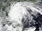 Tyfonen Kajiki etterlater seg et spor av &oslash;deleggelser i Nord-Vietnam