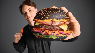 Australsk burgerkjede tvunget til å oppdatere kampanjen med gratis burgere etter Oscar Piastris pallplassering