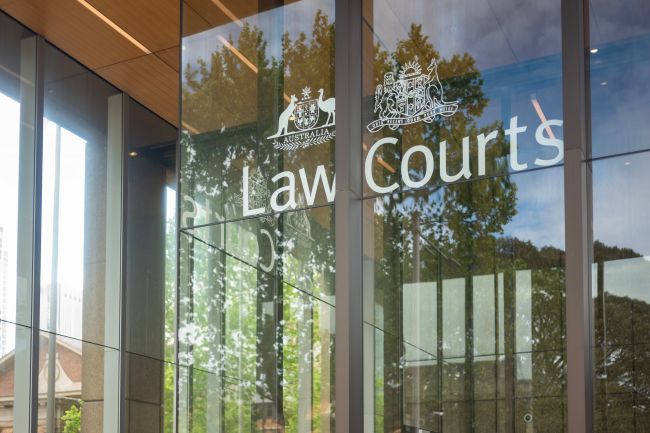 Voldtektsanklaget australsk politiker forsøker å beholde plassen sin i parlamentet