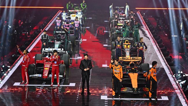Formel 1: Alle 2025 biler og lakkeringer avduket på F1 75 Live-arrangementet (galleri)