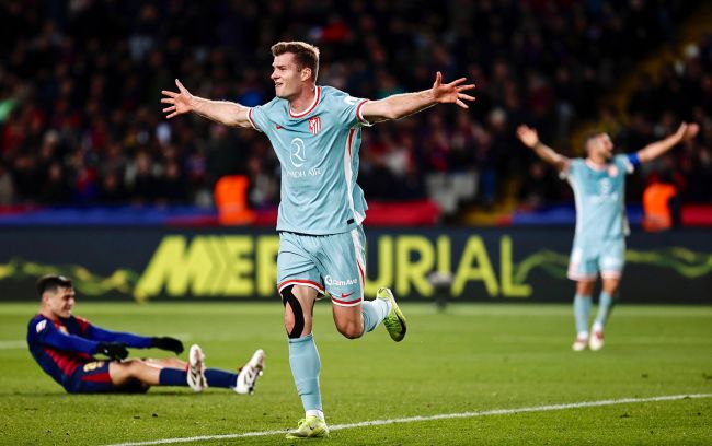 Atleti overrumplet Barcelona med 90+6-mål og tar ledelsen i Ligaen