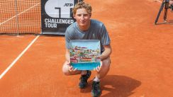 media/56/danishtennisplayer_4535623t.jpg