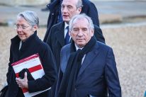 media/56/francefacespolitical_4645623t.jpg
