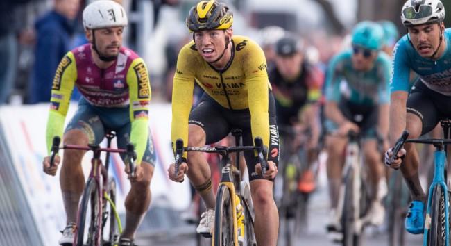Matthew Brennan fikk hjelp av Team Visma til å vinne "hjemmerittet" i Tour of Britain