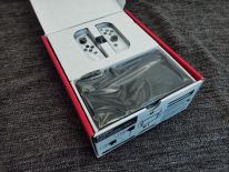 media/59/nintendoswitcholed_3625993t.jpg