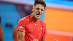 media/59/novakdjokovicloses_4515963t.jpg