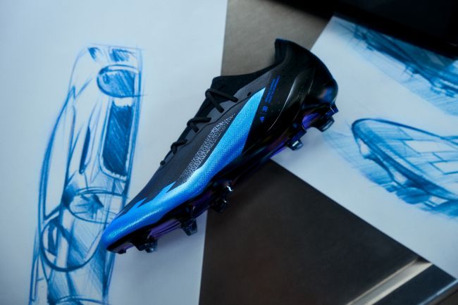 Bugatti samarbeider med Adidas om et par fotballsko