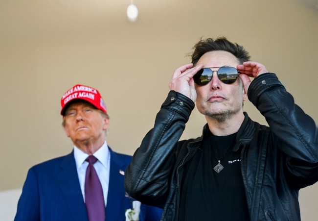 Trump er vertskap for teknologigiganter på middag i Det hvite hus uten Musk