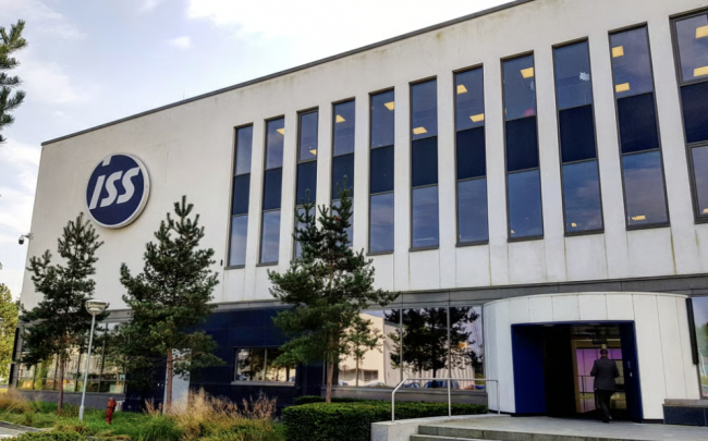 ISS under beskytning: Hvilken rolle spilte den danskbaserte giganten i Hongkongs dødeligste brann på flere tiår?